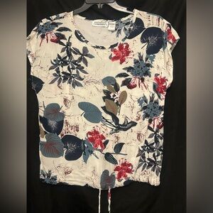 Women’s new direction sleeveless top